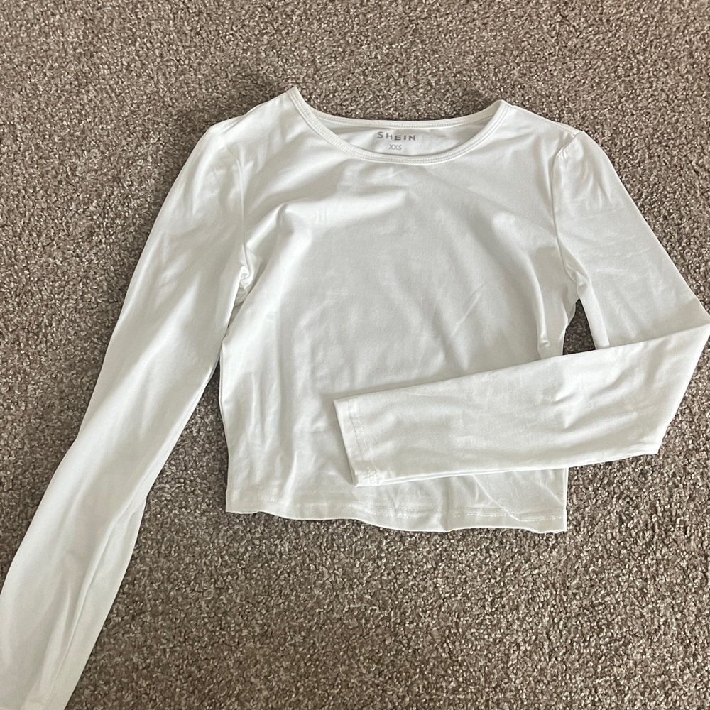 SHEIN Classic White Long Sleeve Tee